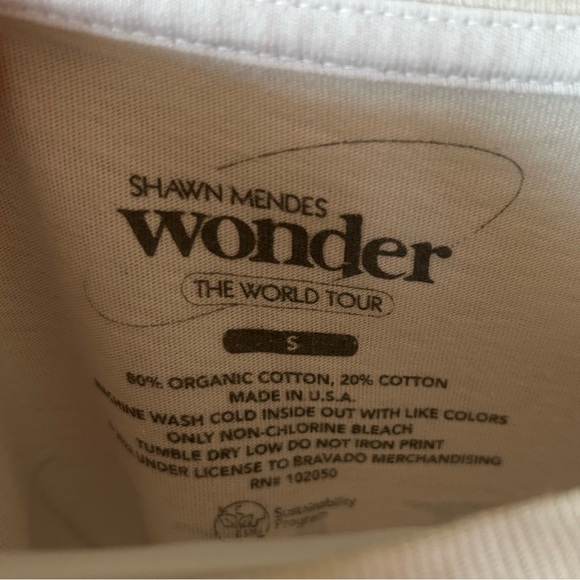 Shawn Mendes Concert Shirt - Size S - Picture 3 of 5